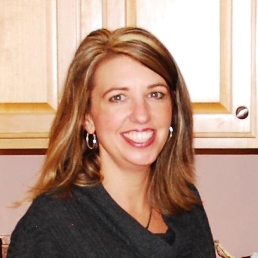 Passionate about Teaching! Masters in Curriculum & Instruction/Technology, Bachelors in English/Secondary Education; Looking to teach in a virtual classroom.
