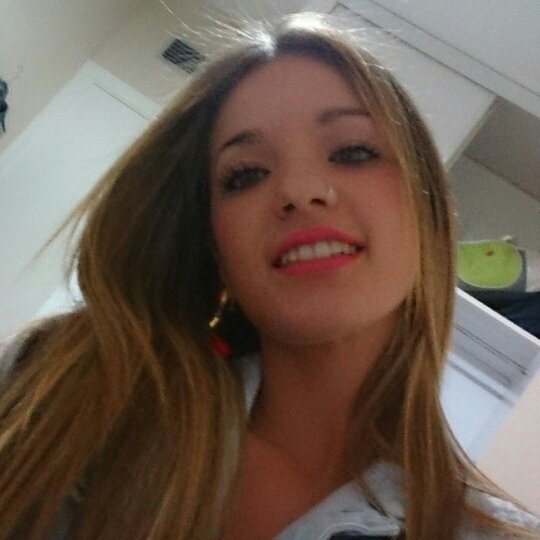 Cristinitarubi3's profile picture. 'cuando amas lo que tienes, tienes lo que quieres'