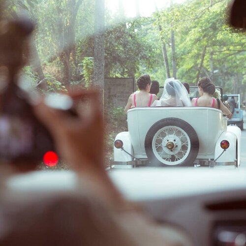 We are your solution to contemporary candid wedding photography.