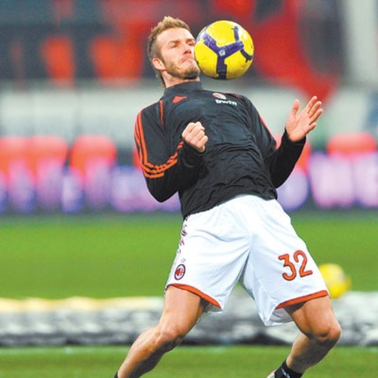 Ro_TeamSoccer's profile picture. Football Soccer Player