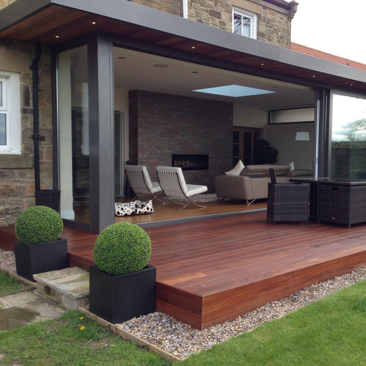 Manufacturers and installers of aluminium folding/sliding doors and aluminium windows