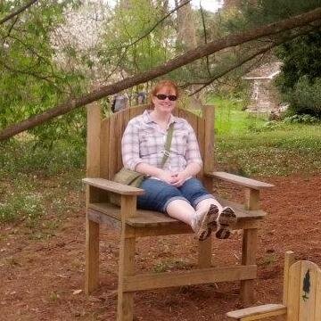 lauralikesbooks's profile picture. Librarian, researcher, reader