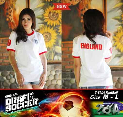 Tersedia berbagai macam marchandise Bola mulai dari: Tshirt,POLO, Jersey GO/PI.& shyall DLL. CP:081242156230 Pin:25A73A96
