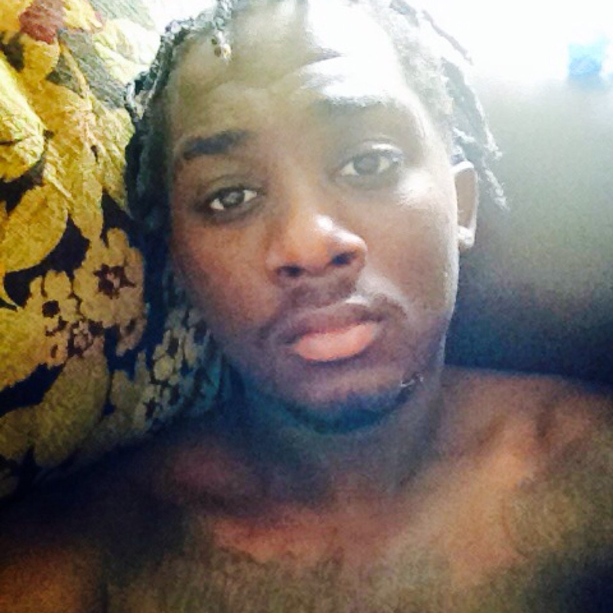 Unsigned Rapper Ghetto Born 
Willing to rap with anybody