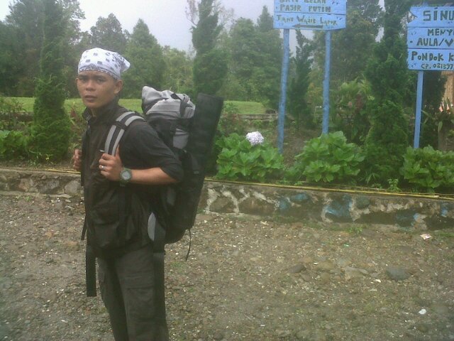 Sederhana, baik dn mngerti sesama kwan