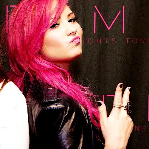 @ddlovato save my life #lovaticforever
