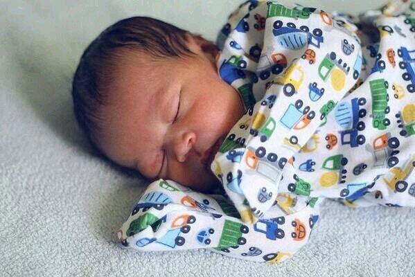 hey I am tobias I am a babe I need a family [rp ]