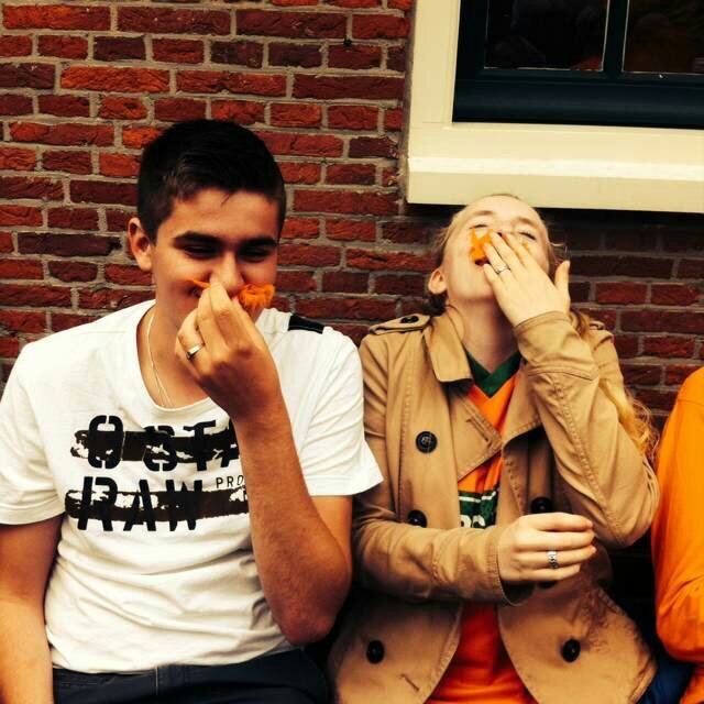 15 jaar   school: vhl zuid west   ps3: CaptainDani-PRO8    whatsapp: vraag maar