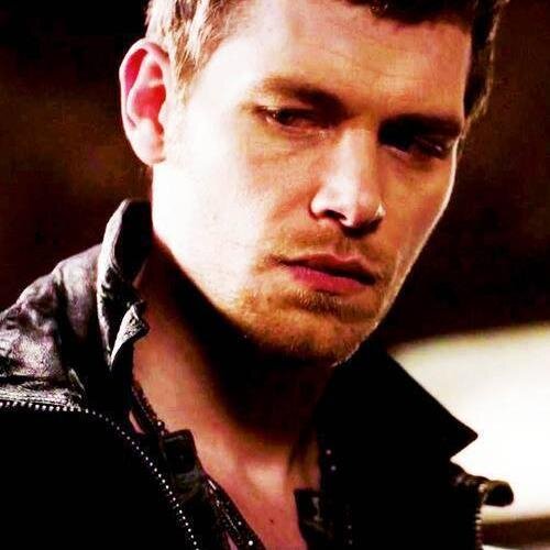 Am The Vampire Hybrid and killing is my game Betray me you will get your heart ripped out   #taken @VampireBarbie45   hurt her i'll kill you so don't cross me