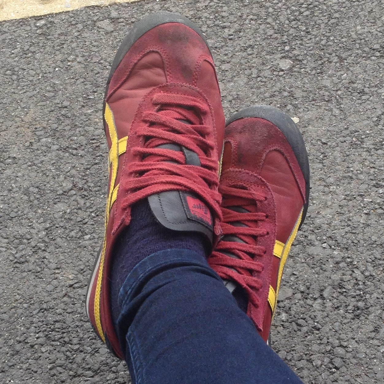 DIWrong's profile picture. Dating. We're all doing it wrong. Especially me. Tweets by London-based wrong-un.