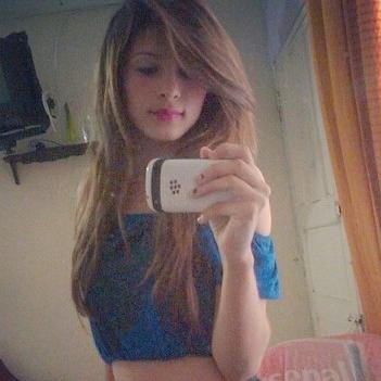 carohernandez69's profile picture. 