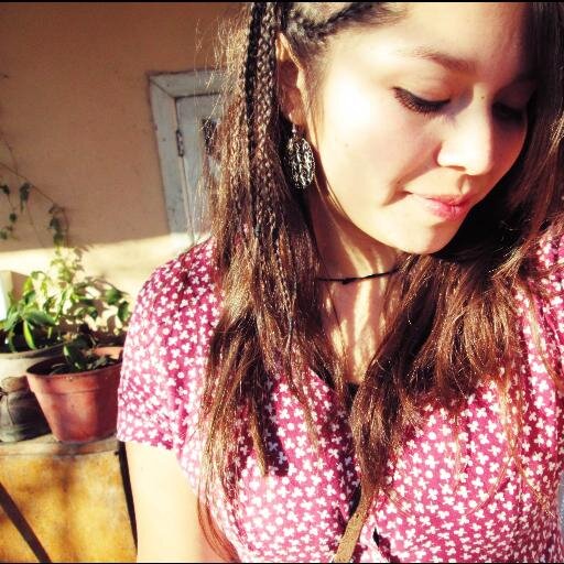 La educación no cambia el mundo, cambia a las personas que van a cambiar el mundo. Pedagoga, Feminista, Animalista, Voluntaria de FLR ♥