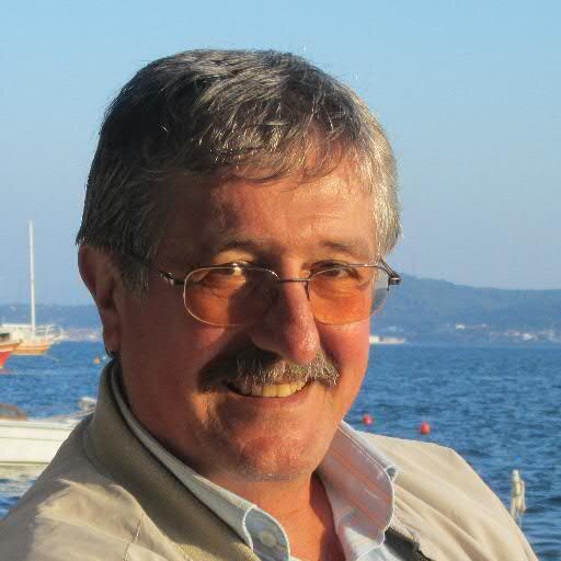 ÜLKÜCÜ....CİMBOMLU....EMEKLİ ÖĞRETMEN.....ÇORUMLU....DEDE....ÇİFTÇİ