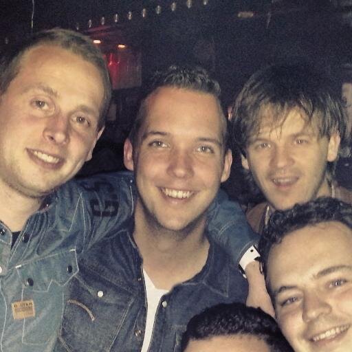 Online marketeer | Webdeveloper | Voetballer | Brabander
