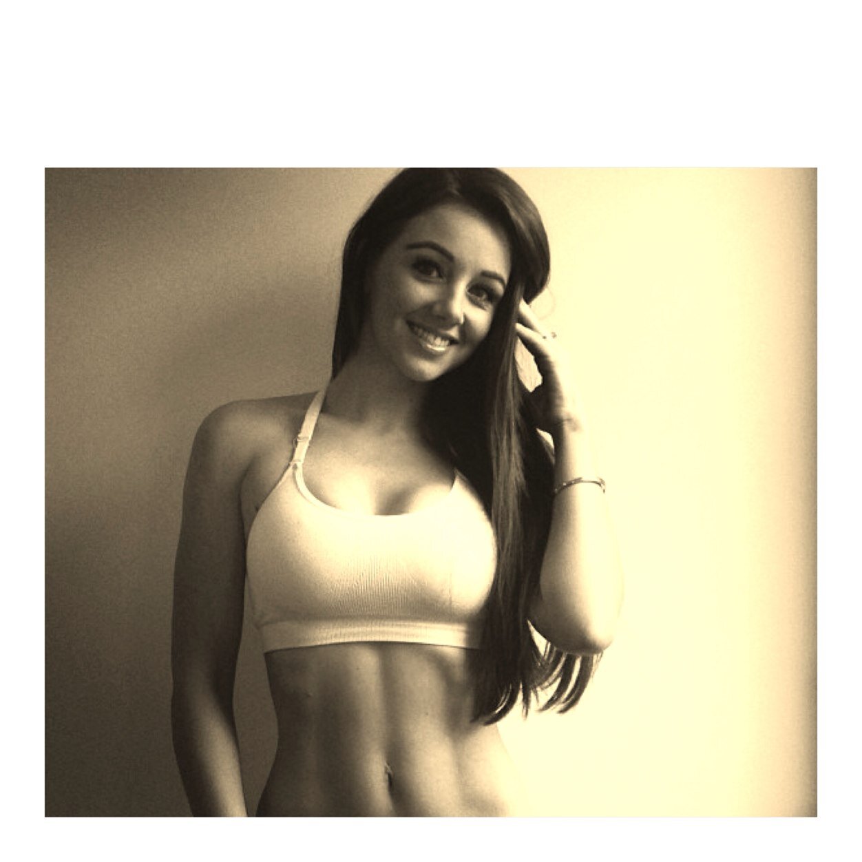 AliciajRudge's profile picture. Diploma level 3 Personal trainer 
CBD Enthusiast
Health and wellness lover
Natural living.