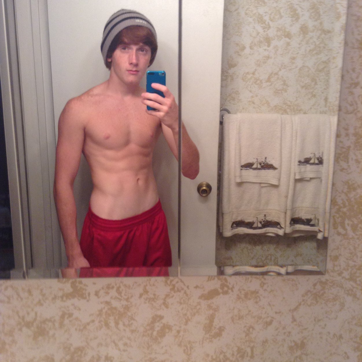 Theleopard96's profile picture. YOLO BITCH. No regrets