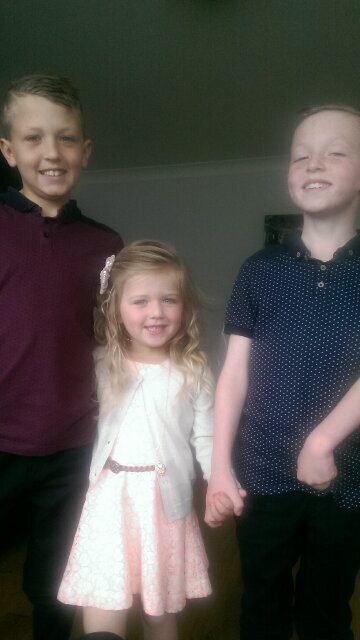 Married to Adam, mum to Taylor, Kyle and Mia xxx                                            Crewe