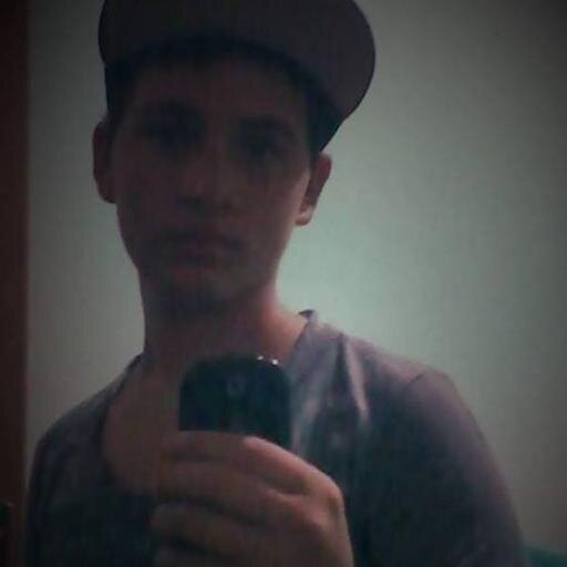 gosto de games e de esportes.