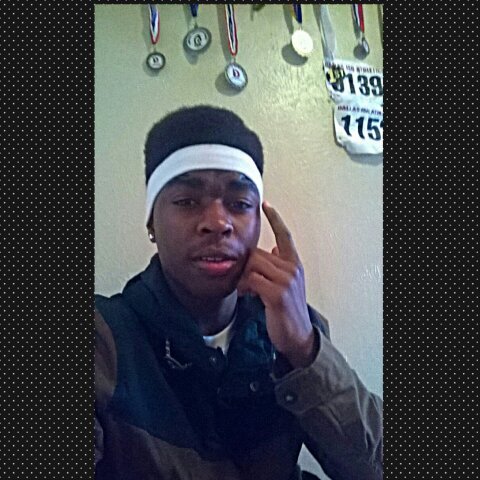 ATMCMB IS THE  SQUAD/NO TIME FOR A GIRL CAUSE IM  MAkIN SURE THE SQUAD EATING