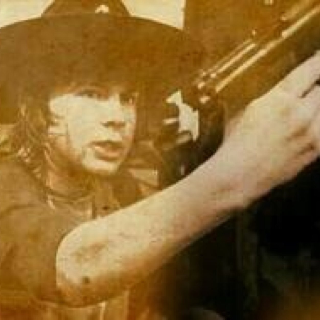 {RP|Taken @_Insaneliz_|15}names carl surviving with my dad rick were trying to find judith but shes just gone