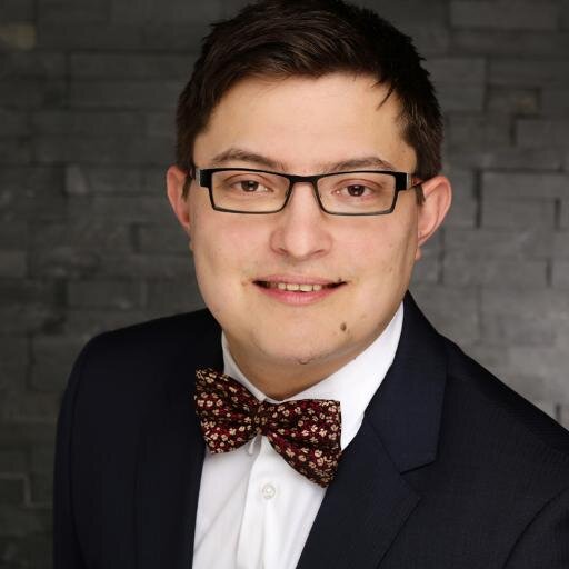 curious analytics guy, TEDx organiser, local meetuper, podcast co-host and startups supporter
