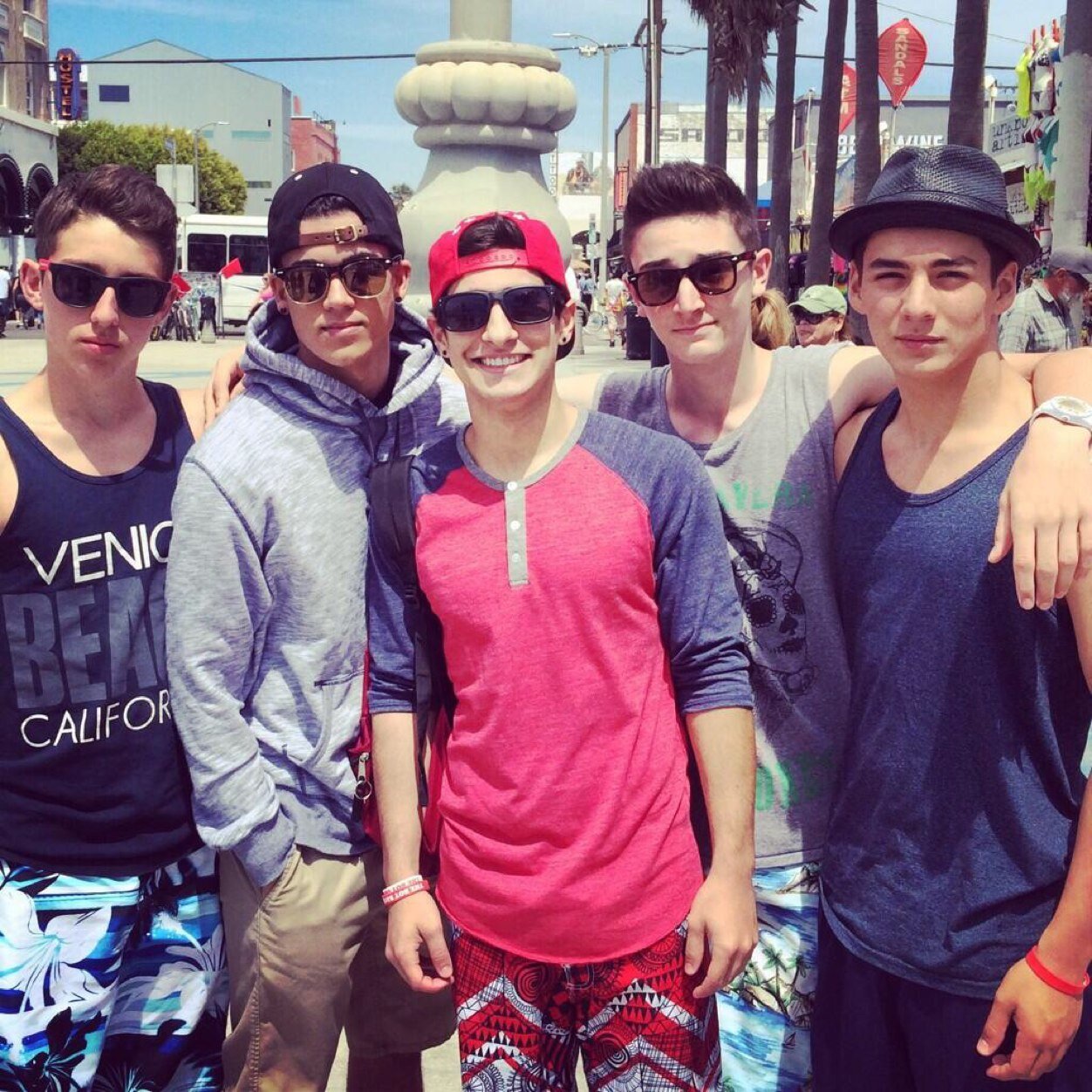 @boybandproject is pretty rad.(: