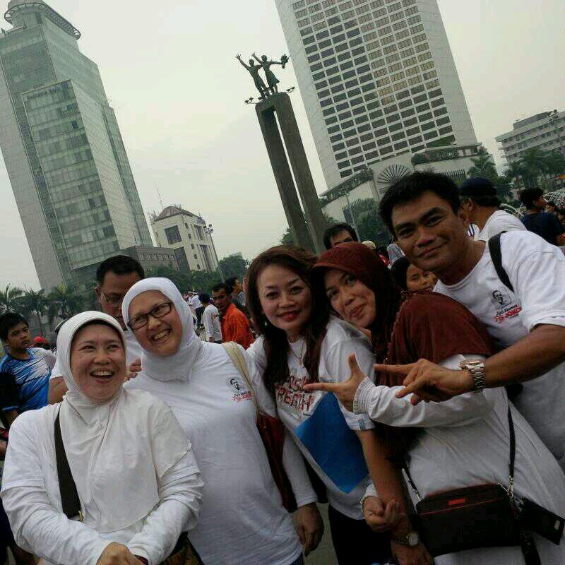 LarasatiS11's profile picture. 