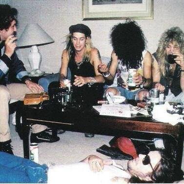 Melunistas's profile picture. Guns n' roses mi puta vida. Axl, Slash, Steven, Duff, Izzy , ellos son mi vida. El Rock es libertad, todo lo que sea sincero.