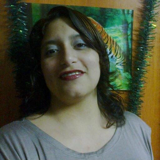 soy una chica alegre,buena y inteligente.