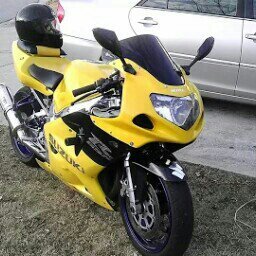 ebzyaj's profile picture. 