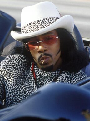 MoneyMikeOnline's profile picture. 