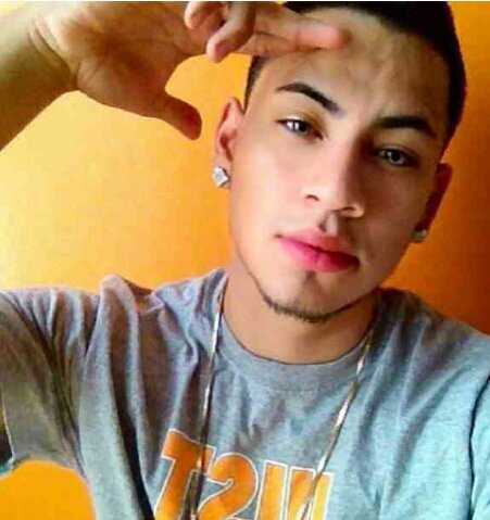 Follow my brother @DeseanThornton
