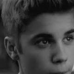 Por você vou até o inferno para te encontrar @justinbieber