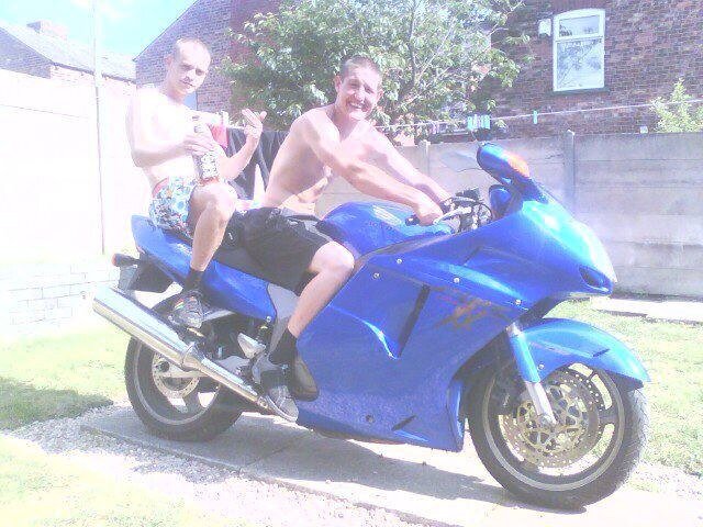 JonathanFitzg10's profile picture. 