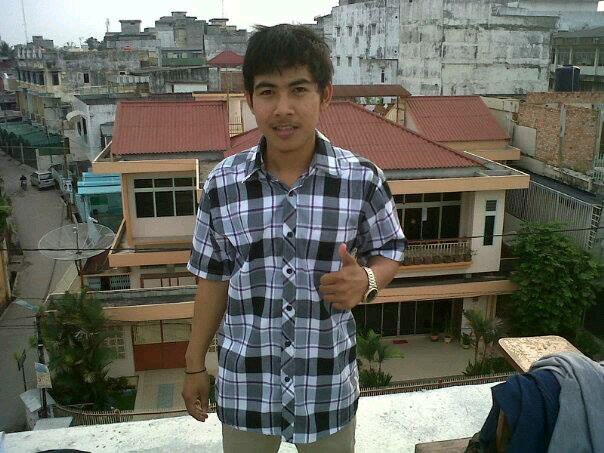 Only one BellaElmaSafira({})||Hidup ini bukan mencari yg terbaik,,namun lebih kepada menerima kenyataan bahwa kamu adalah kamu jadi dirimu sendiri (y)