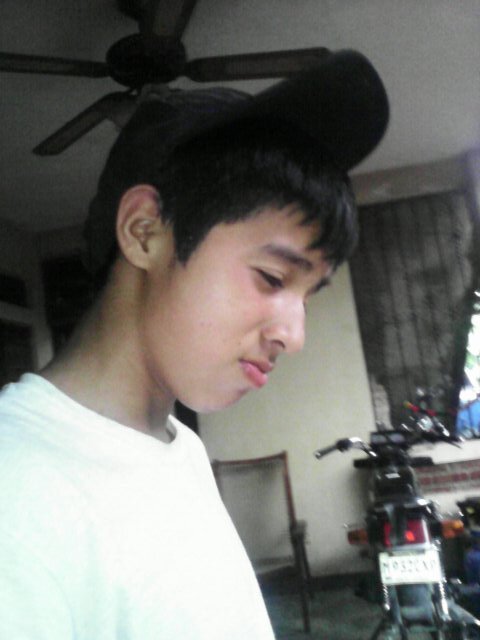 90fb9c2d3034439's profile picture. d