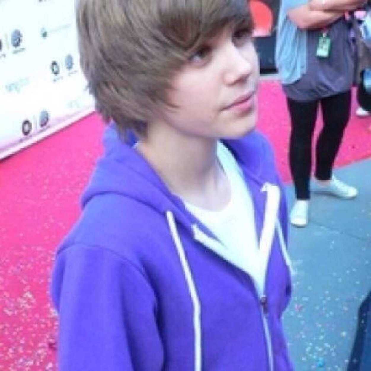 Follow @biebuhcookies
