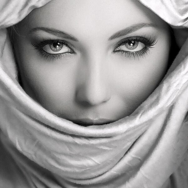 A girl to retweet and follow back from the great land called India!
