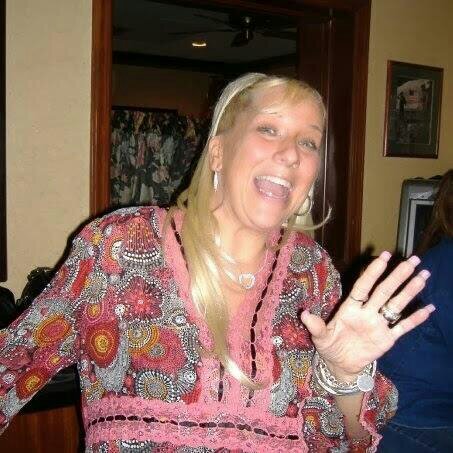 justcoll199598's profile picture. 