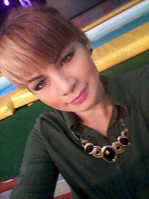 Full apoyo a @kensymanzano una verdadera guerrera callando bocas :* #laqueremoskensy #fullequiporojo