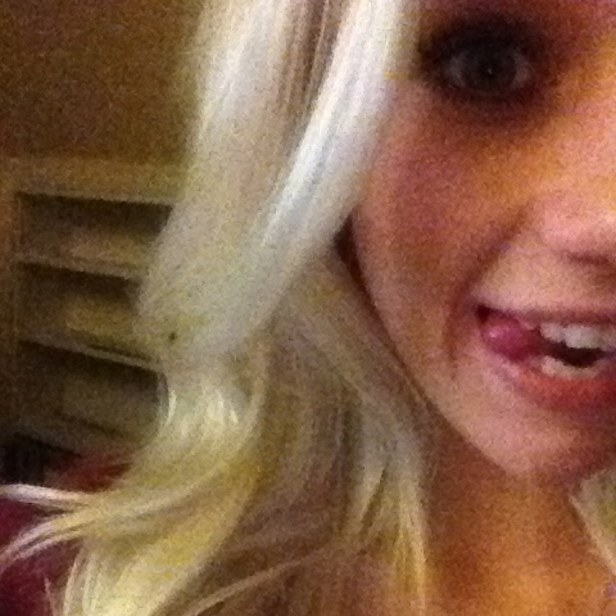 _SarahGay_'s profile picture. 