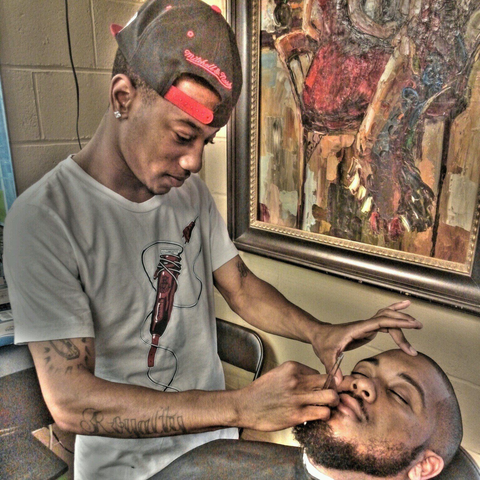 MagicTouch15's profile picture. Livin life...always strive for success!! #Sc to Atl #PrettyBOY #FutureCelebrityBarber #TeamPolo #TeamMasterBarber  #TeamForeverRed #BASSHEAD