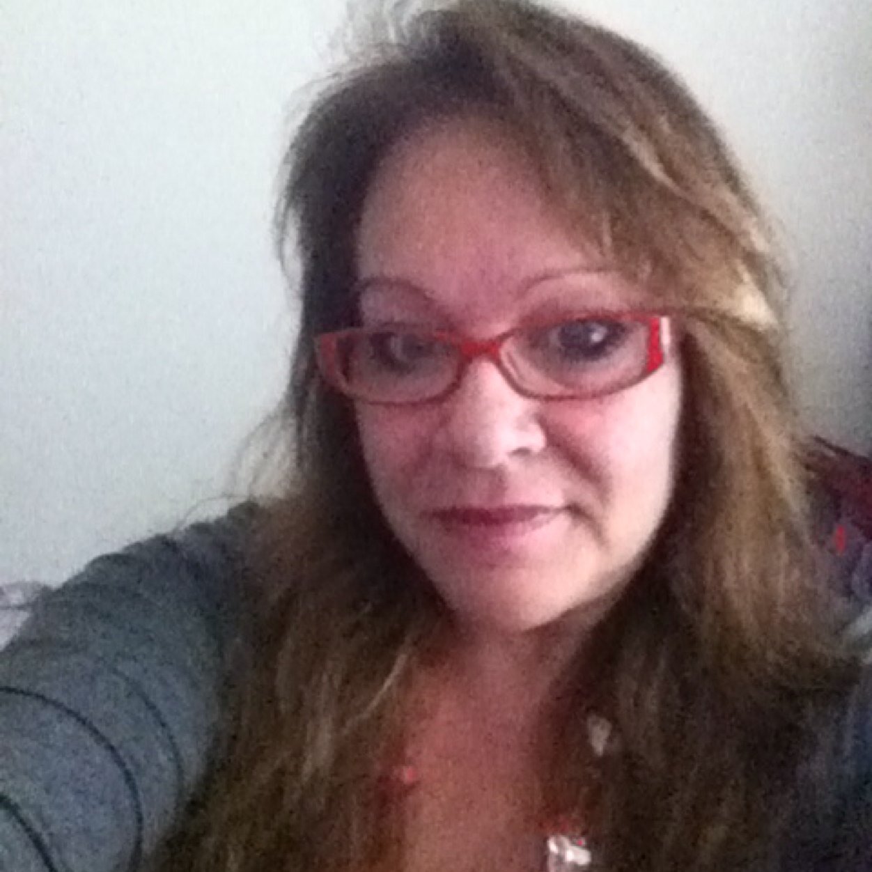 rainbear26's profile picture. Mother of two boys, love family, enjoy entertaining with friends, crafts, winning at chess.