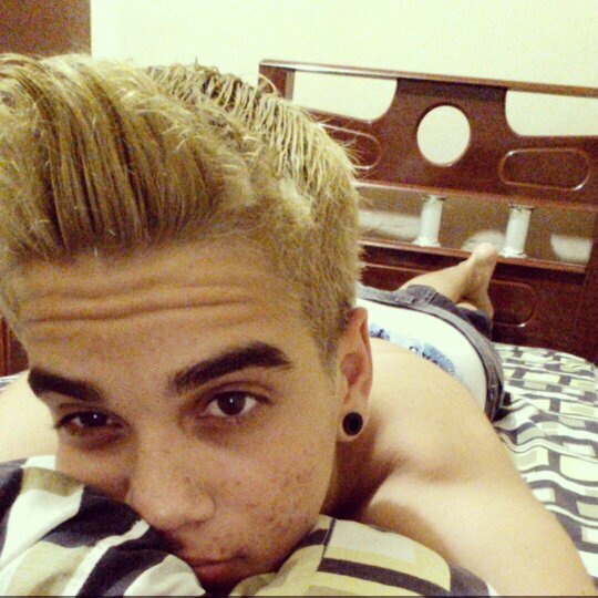 Cala a boca e me beija
