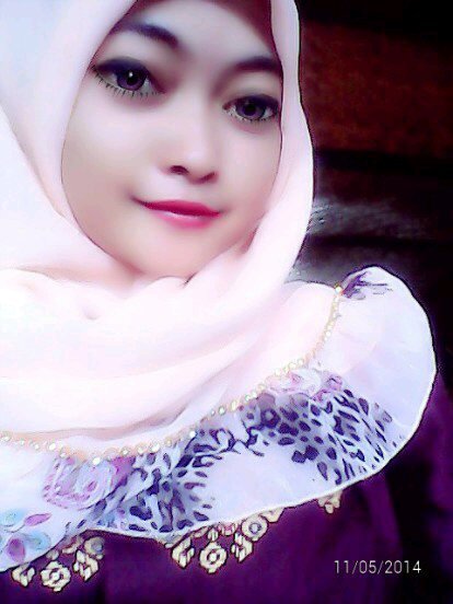 Im woman career success ;) amiiin | my mom my dad my everythings :* ♥ 