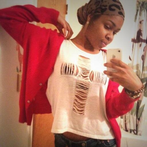 LanijaArk's profile picture. LanijaRuby . Free fav cus Rello && Unc . IM QUEEN slow feet dont eat