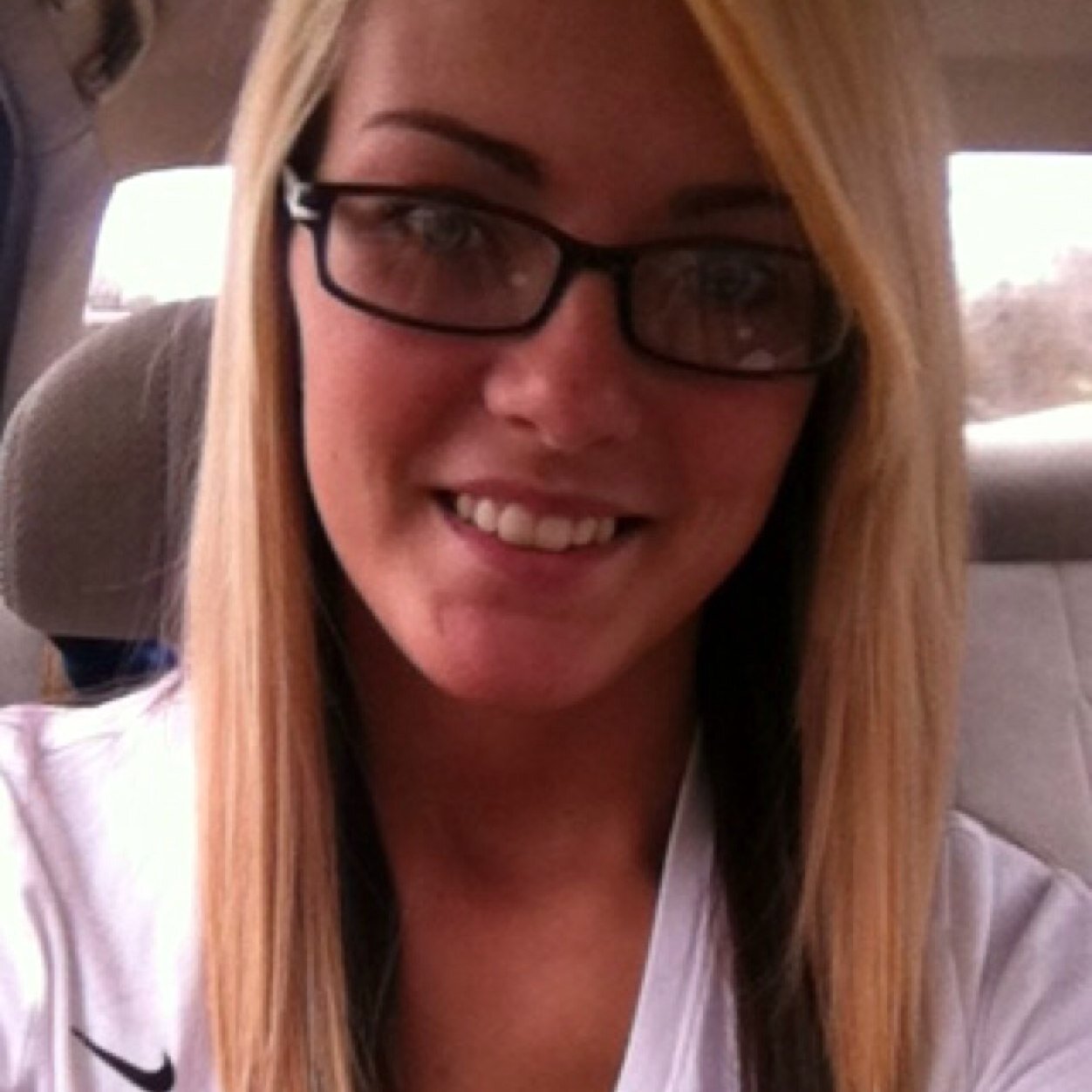 ApplefordAngela's profile picture. 