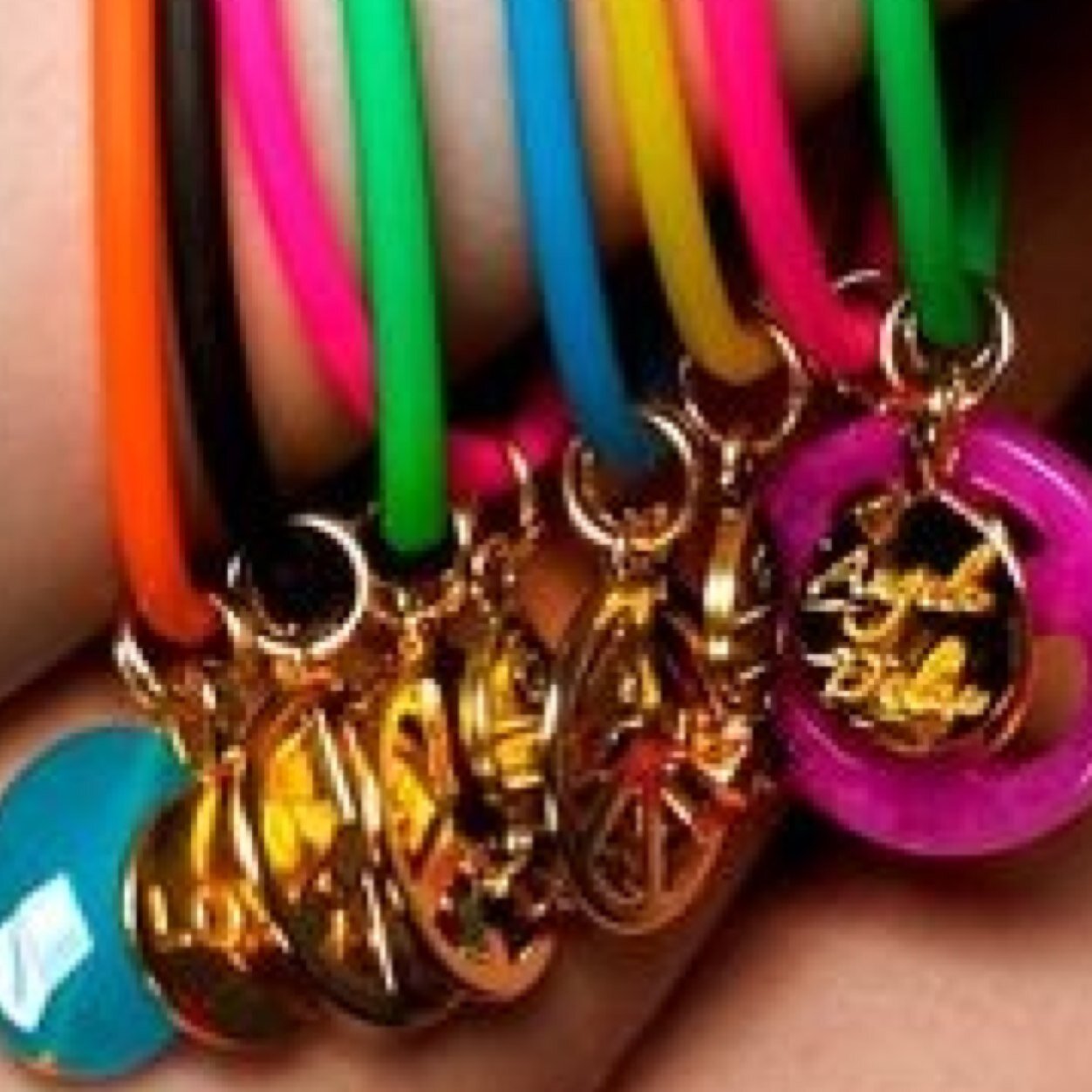 AngeliDolciNL's profile picture. The exclusive Fashion Jewellery Brand Angeli Dolci by Judy Frijling. http://t.co/ZG1Uha0D8u