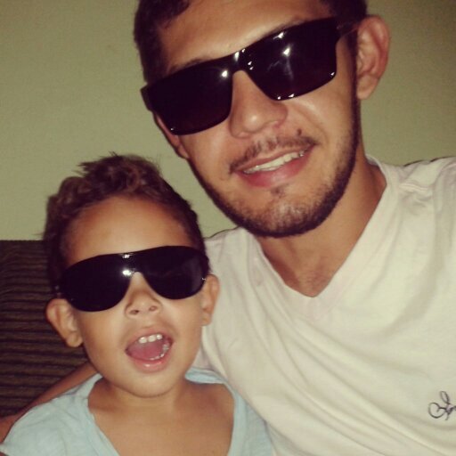Pedro Henrique, natural de Cuité-PB, pai de Miguel Arcanjo (que amo mais que tudo). Nas horas vagas gosto de compor, cantar e tocar violão.
