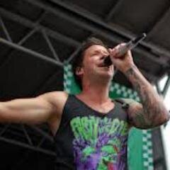 RoseAnnilen's profile picture. ♥SIMPLEPLAN,PARAMORE,PTV,ATL,SUM41,
BLINK182,SWS,FOB,ADTR,TA...(etc.)♥